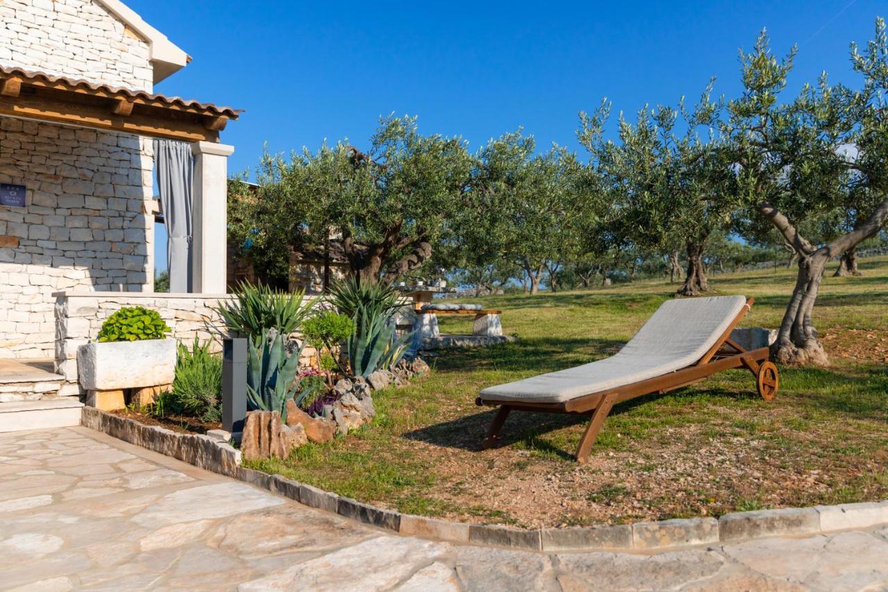 Marina Holiday Home Postira Exterior foto
