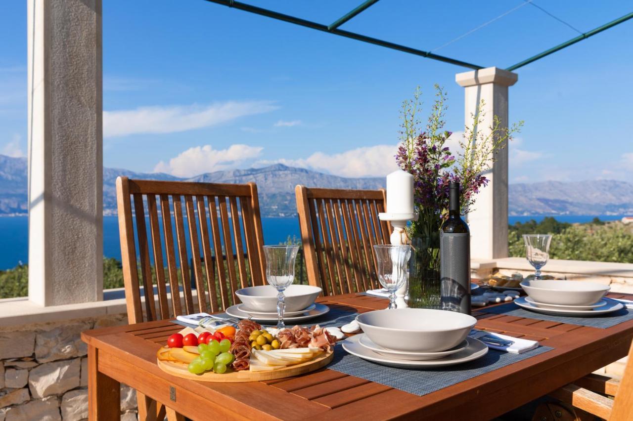 Marina Holiday Home Postira Exterior foto