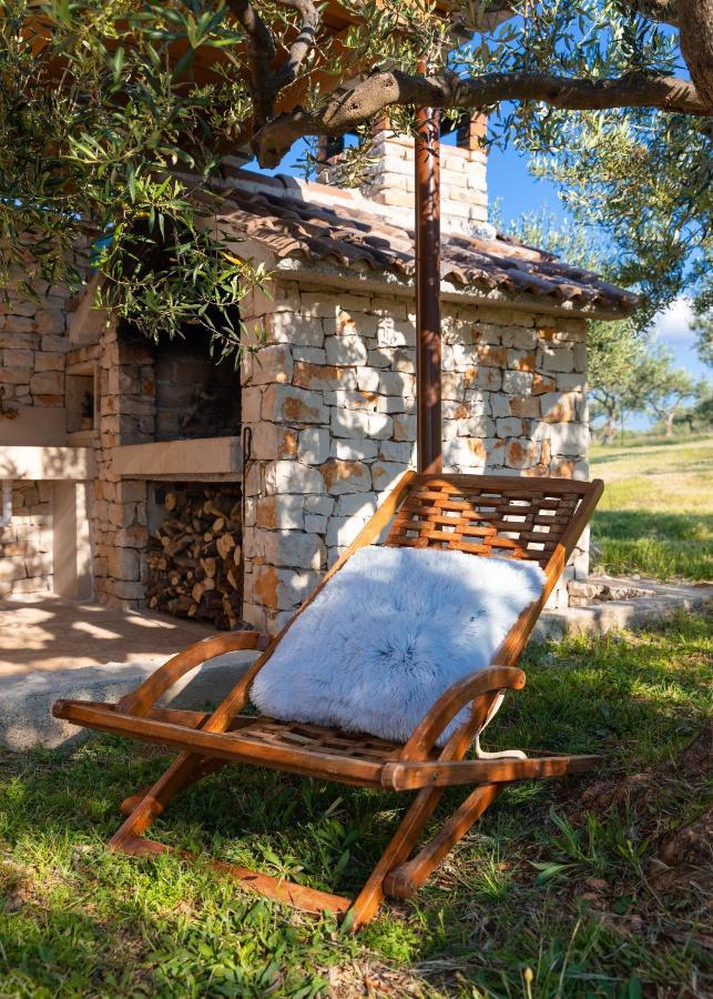 Marina Holiday Home Postira Exterior foto